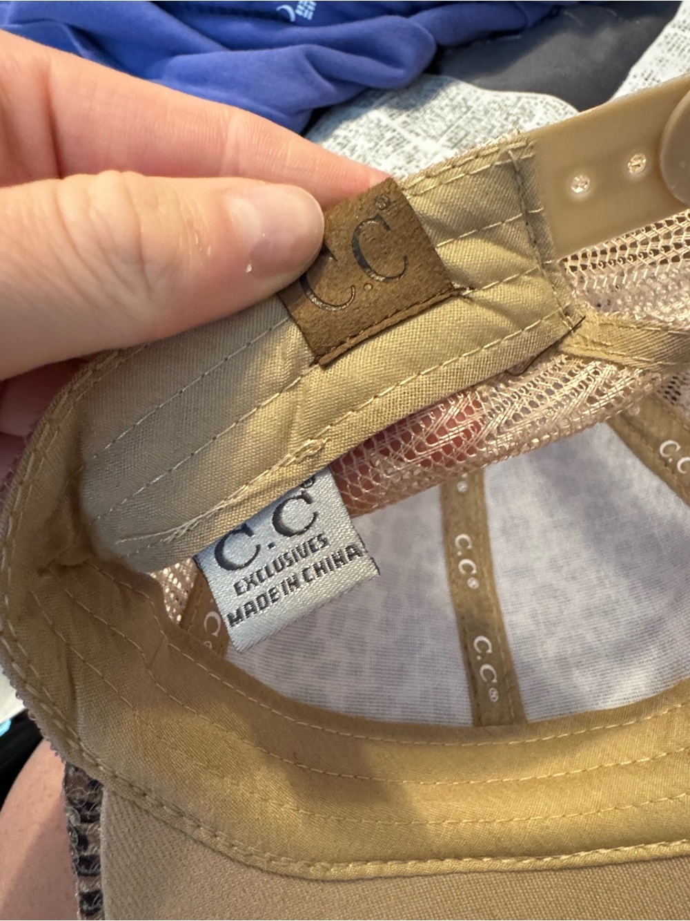 C.C Leopard Print Sequin Trucker Hat - Picture 4 of 4